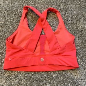 Lululemon sports bra size 6